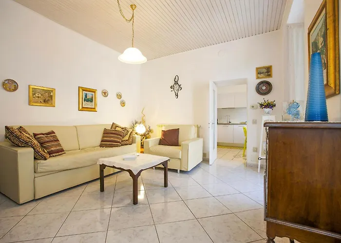 Piazzale Italia 오게비오